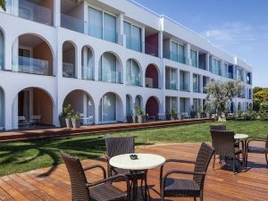 Ebano Hotel Apartments & Spa