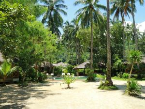 El Nido Mahogany Beach