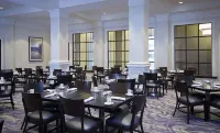 Milwaukee Marriott West Hotels in Waukesha