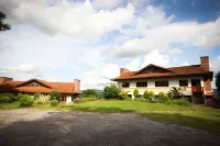 Waterford Valley Chiangrai Golf Course and Resort Các khách sạn ở Wiang Chiang Rung