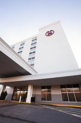 Sheraton Pittsburgh Airport Hotel فنادق في مون تاونشيب