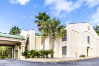 Quality Inn Darien-North Brunswick Hotels in Darien