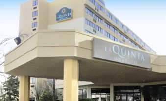 La Quinta by Wyndham Secaucus Meadowlands