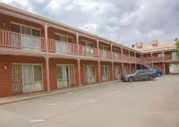 Burke and Wills Motor Inn Swan Hill Hotels near Swan Hill Railway Station
