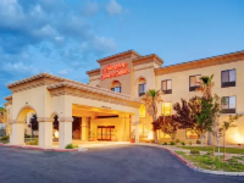 Hampton Inn & Suites Lancaster Hotels in Lancaster