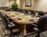 Quality Suites Lake Wright Norfolk Airport Hotel a Norfolk