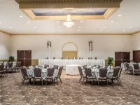 Quality Inn - Niagara Falls Blvd Hotels near Niagara Aerospace Museum