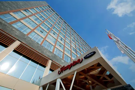 Hampton by Hilton Kocaeli Symbol Отели в г. Измит