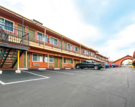 檸檬林東聖地亞哥羅德威旅館