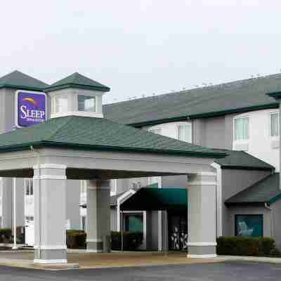 Sleep Inn & Suites Oregon Hotel Exterior