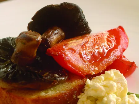 Hunter Valley Resort, Hunter Farm Adventure Centre & 4 Pines at The Farm