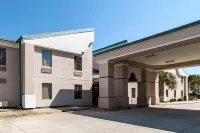 Quality Inn & Suites Lafayette Hotels in Breaux Bridge