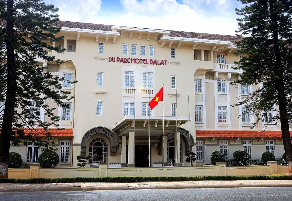 뒤 파크 호텔 달랏 리모델링된 객실 내부