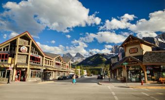 Lodges at Canmore