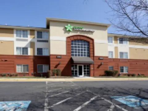 MainStay Suites Washington Dulles Airport Hotels in Chantilly