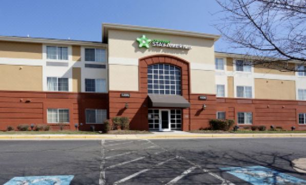 MainStay Suites Washington Dulles Airport