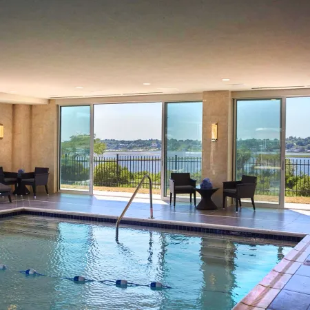 Wyndham Newport Hotel