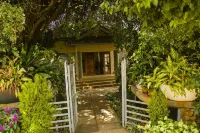 La Belle Villa Hotel di 