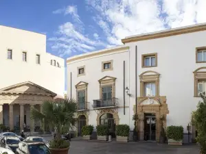 Palazzo Brunaccini Boutique Hotel