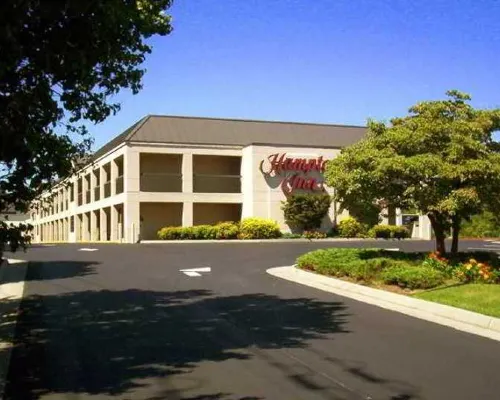 Hampton Inn Hotels in Catawba