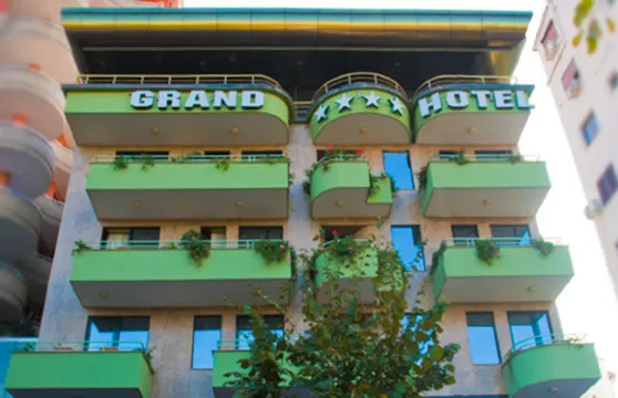 地拉那水療大酒店