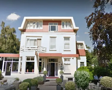 Alp de Veenen Hotel Hotels in Amstelveen
