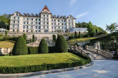 Le Palace De Menthon Hôtels à : Talloires-Montmin