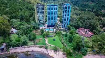 Hotel la Riviera de Atitlán Hotels in Solola