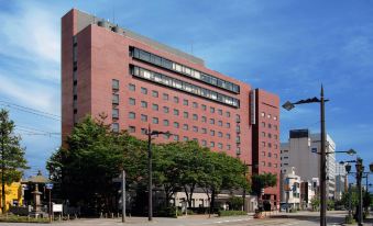 Toyama Manten Hotel - Housity