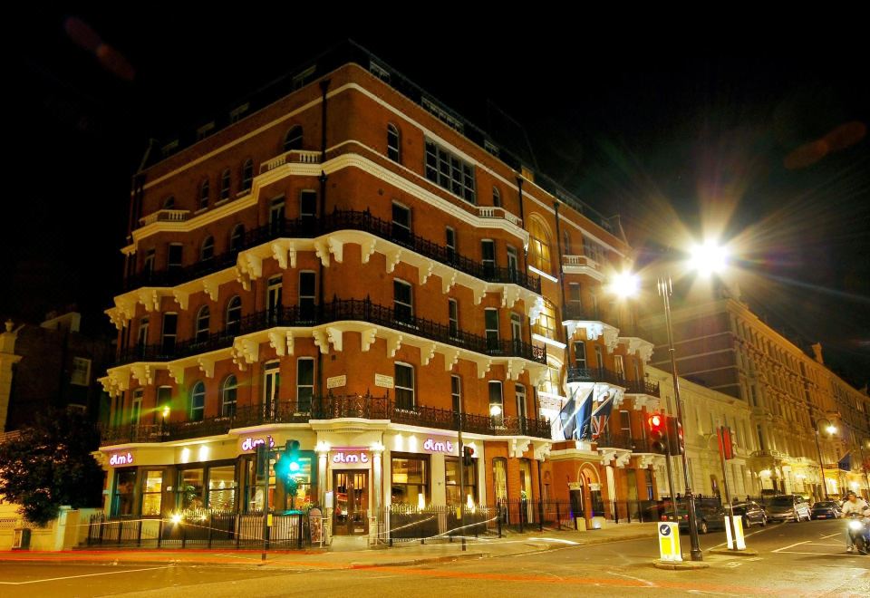 hotel overview picture