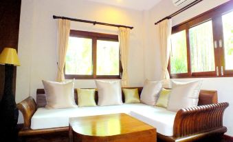 Bura Resort, Chiang Rai - Housity