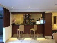 Sense Sunset Hotel Seminyak - Barer