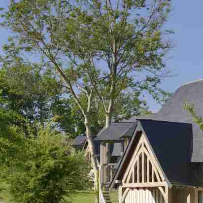 Les Manoirs de Tourgéville Hotel Exterior