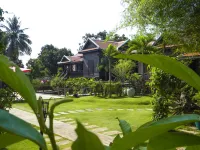 Vimean Sovannaphoum Resort Hotel dekat 7.11.22