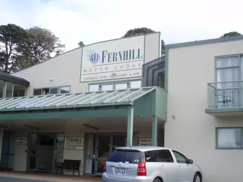Fernhill Motor Lodge Hotels in Поріруа