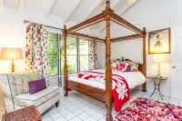 Big Island Retreat Hotels in Kailua-Kona