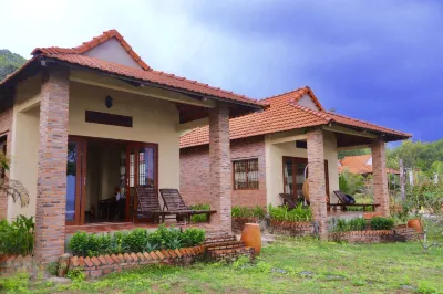 Vung Bau Resort Hotels in Cua Can