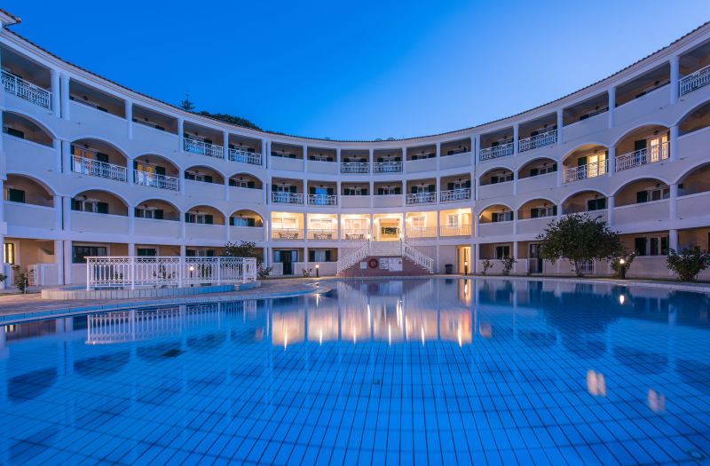 windmill bay aparthotel argassi