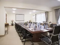Lotos Inn & Suites, Nairobi Hotels near Westlands