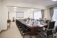 Lotos Inn & Suites, Nairobi - ห้องครัว