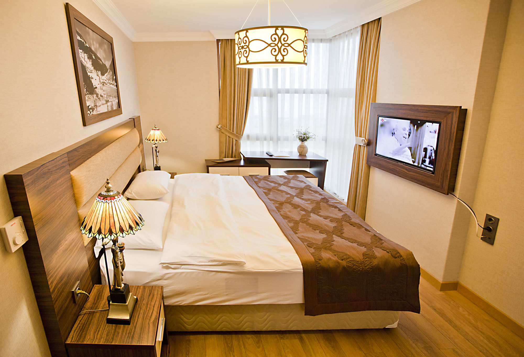 Panagia Suite Hotel