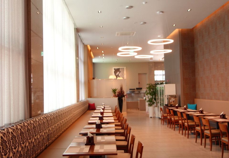 4. 호텔아트리움..