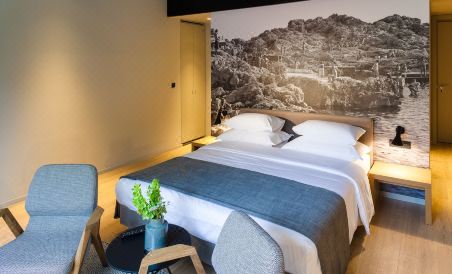 One Suite Hotel - Housity