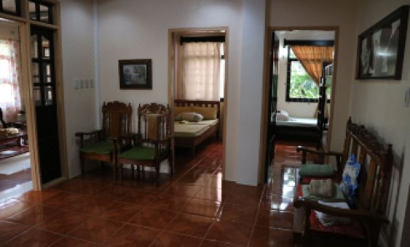 Lilian Baler Transient Houses - Housity