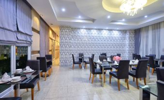 Phuglong Hotel - Housity