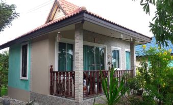 Suanrimnam Bangpakong Resort
