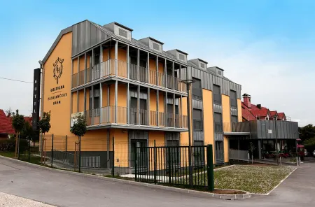 Hotel Florjančkov Hram Отели в г. Трзин