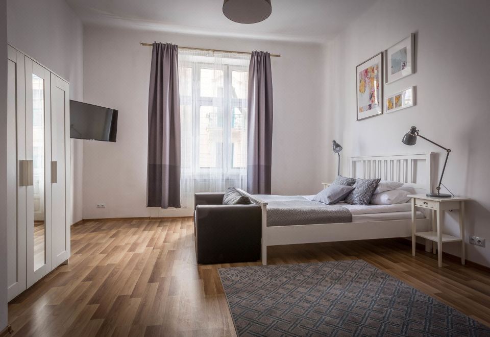 Fragola Budget Apartments & Rooms - Hizvo