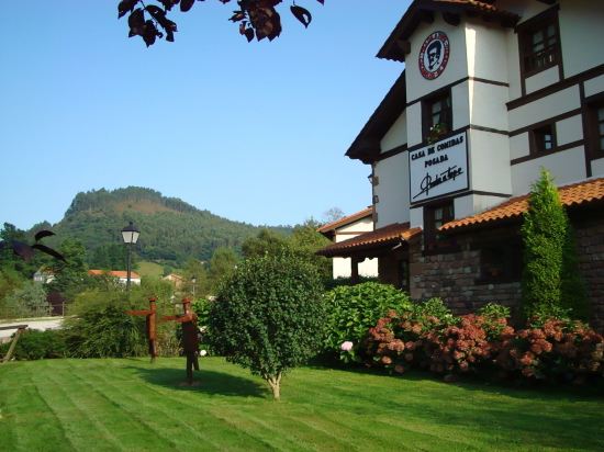 10 Best Hotels near Fuentona de Ruente, Cabezon de la Sal 2023 | Trip.com