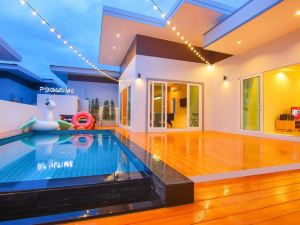 Pooltime Villa